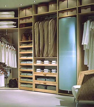master-bedroom-closet